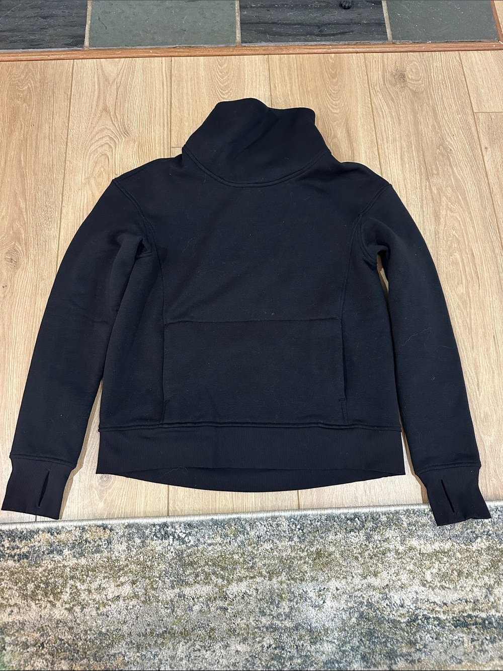 Lululemon Funnel Neck Pullover Sweatshirt - Black, Size 4
